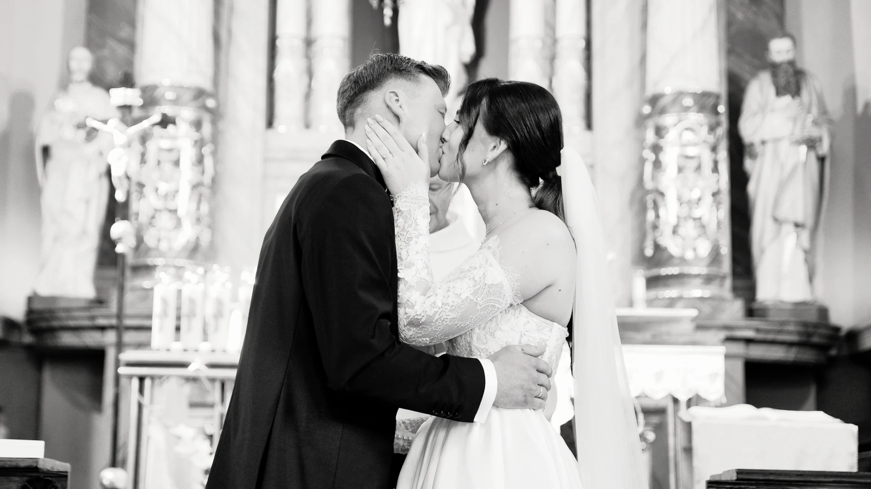 Film i fotografia ślubna Anna i Mateusz (kadry 2) – Dworek Anna